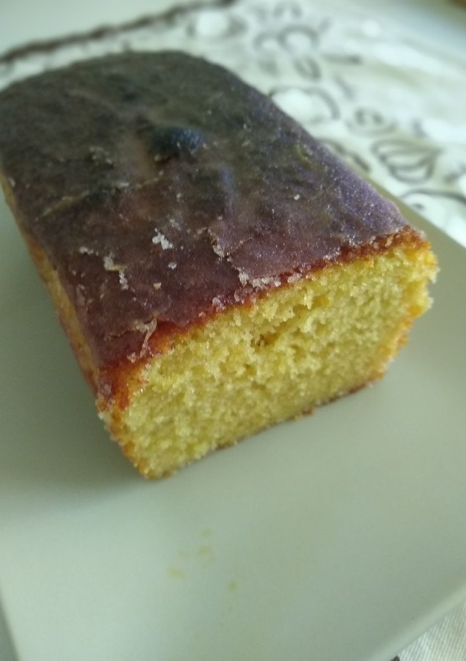 Una foto de Bizcocho con glaseado de naranja