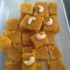 A picture of Moong dal ki barfi.