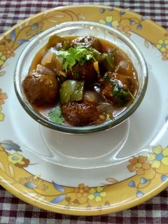 வெஜ் கோப்தா மஞ்சூரியன் கிரேவி (Veg Kofta Manchurian Gravy recipe in Tamil) செய்முறை முக்கிய புகைப்படம்