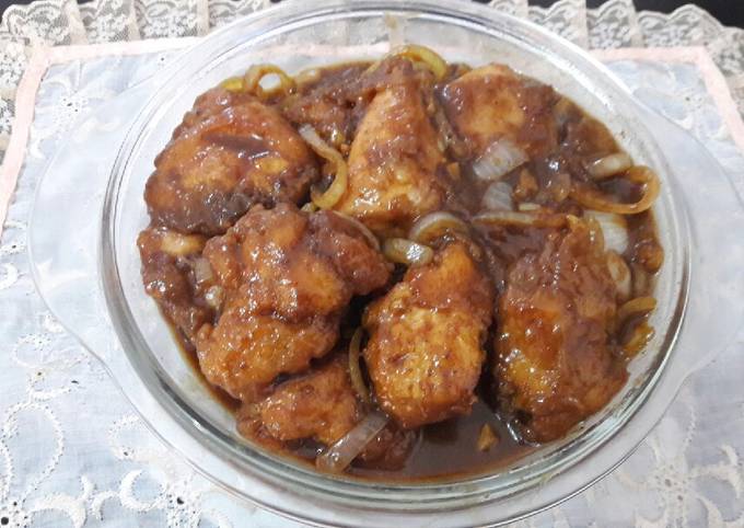 Ayam goreng bumbu ngohiong dan saos Inggris