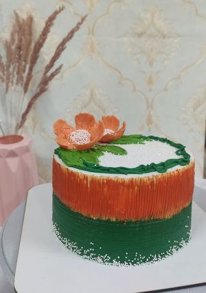 عکسی از دستور کیک تولد خامه