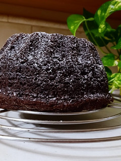 Una foto de Budín húmedo de cacao amargo
