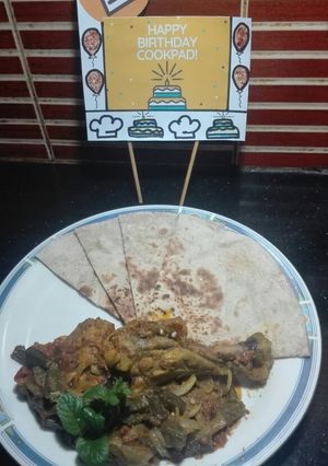 A picture of Bhindi Chicken.