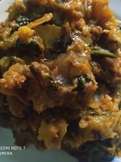মাছের মাথা দিয়ে পুঁইশাক (macher matha diye puishak recipe in Bengali) রেসিপির প্রধান ছবি