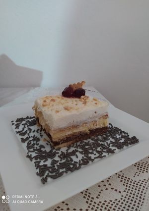 Φωτογραφία της συνταγής Ένα ακόμη εύκολο και γρήγορο γλυκό ψυγείου