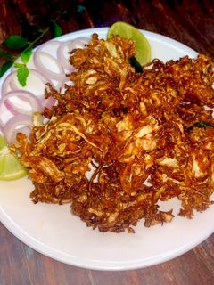முட்டைக்கோஸ் பக்கோடா (Muttaikosh pakoda recipe in tamil) செய்முறை முக்கிய புகைப்படம்