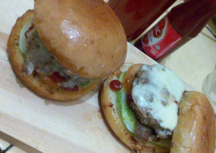 Resep Beef Burger Homemade Anti Gagal
