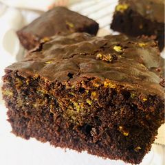 A picture of Chocolate Pistachio Slabs.