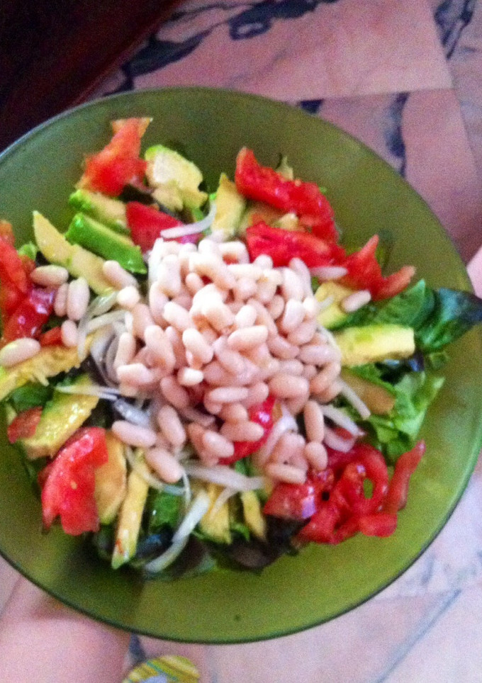 Una foto de Ensalada de alubias