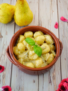 Foto di Gnocchi di patate gorgonzola e pere
