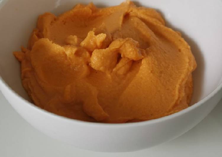 Recipe of Perfect Roasted red pepper hummus