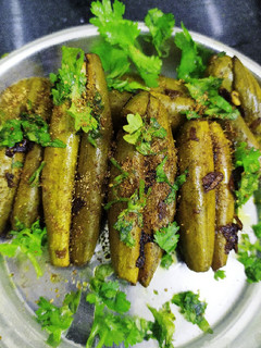 भरवा परवल (Bharwan Parwal recipe in Hindi) रेसिपी मुख्य फोटो