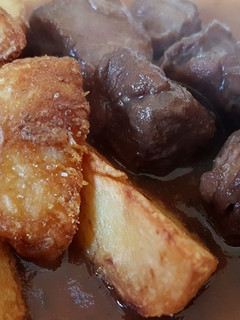 Una foto de Carrillada en salsa de Vino Tinto y Tomillo