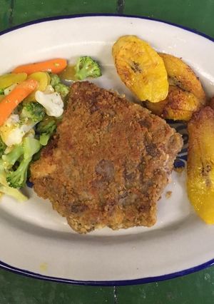Una foto de Milanesas rellenas con puré de papas
