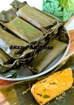 A picture of PEPES TAHU (TOFU STEAMED IN BANANA LEAVES).