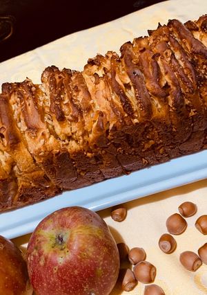 O poză a rețetei Pull Apart Bread cu mere, alune și scorțisoară 🍎🌰🍎🌰🍎.