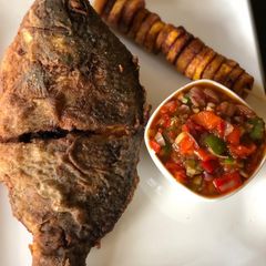 A picture of Crispy fried tilapia.