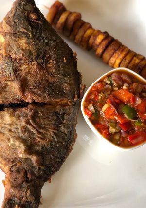 A picture of Crispy fried tilapia.