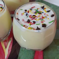 A picture of Chocolate chips custard.