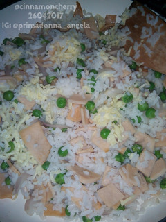A picture of Simple Fried Rice (with Cheese!).