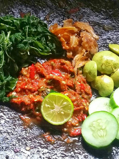 Foto resep Sambal Dadak ala resto sunda