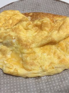 Una foto de Tortilla a la francesa a los cuatro quesos