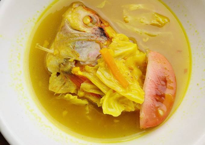 Sup ikan kakap kuah kuning