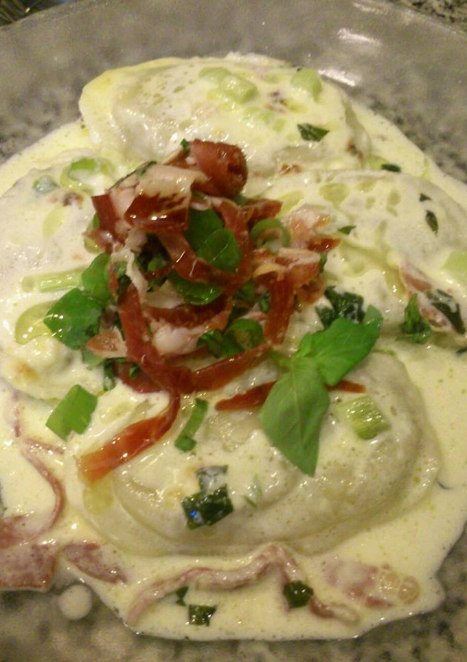 Una foto de Salsa a base de jamón crudo para pastas