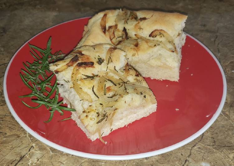 Pan Focaccia de Cebolla y Romero