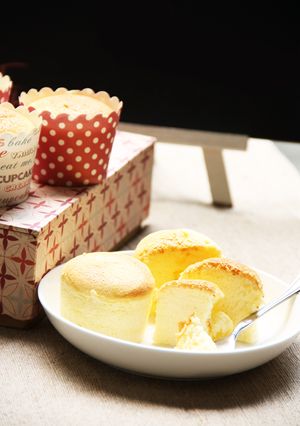 Hình của món Japanese Cotton Cheese Cupcake.