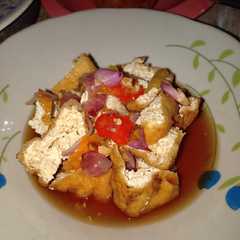 Tahu gejrot রেসিপির প্রধান ছবি