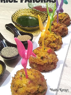 A picture of Rice Pakoras.