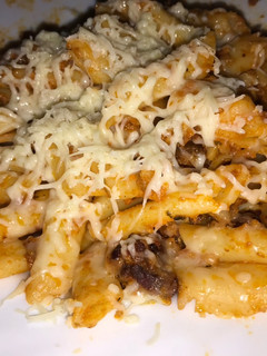Una foto de Macarrones con chorizo y tomate