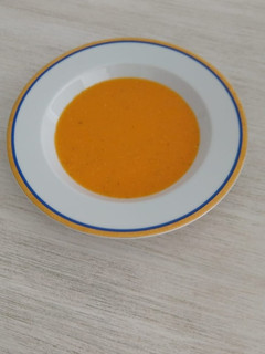 Una foto de Crema de tomate con yogurt