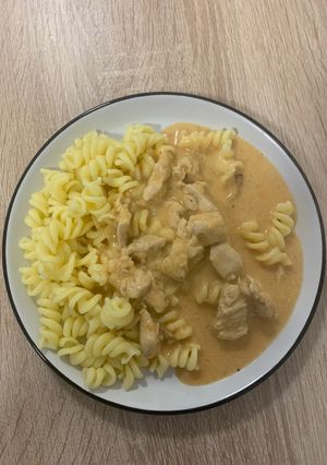 Csikós tokány csirkemellből recept fotója
