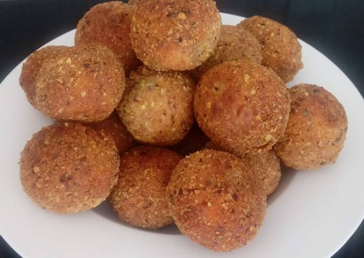 Polpette di pane con mortadella e pecorino