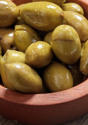 صورة لوصفة الزيتون الاخضر                    تقديم الانوار