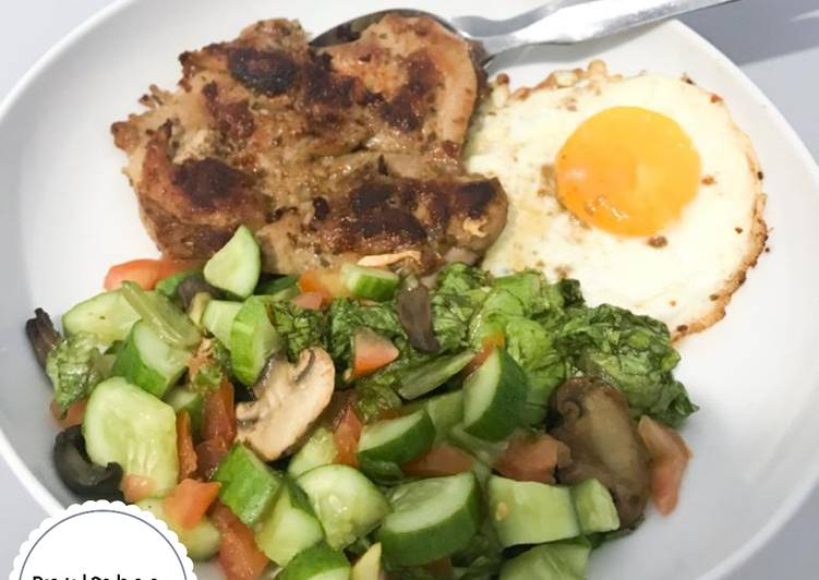 Resep Roasted Dada Ayam With Salad Champignon oleh Feni