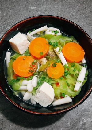 Hình của món Canh khổ qua nấu chay.