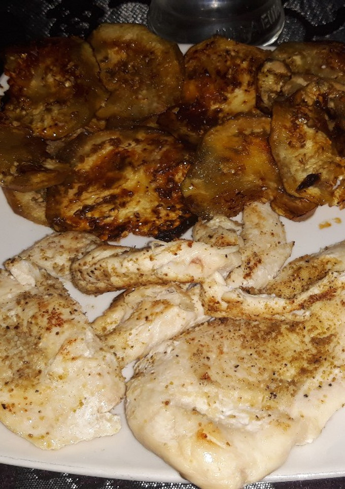 Una foto de Filetes de pollo con berenjenas a la miel