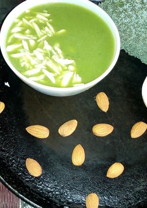 A picture of Broccoli soup.