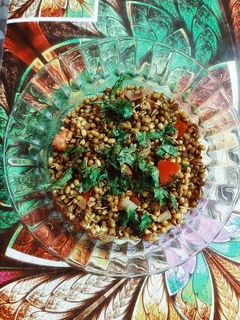 स्प्राउट्स (sprouts recipe in Hindi) रेसिपी मुख्य फोटो