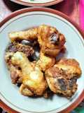 Ayam goreng bumbu marinasi desaku