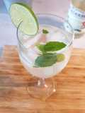 Hugo cocktail with proseco