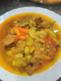 Una foto de Estofado de Verduras con ternera