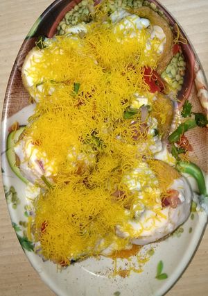 दही पूरी (Dahi puri recipe in hindi) रेसिपी मुख्य फोटो