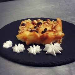 A picture of Bread pudding(Queens bread).