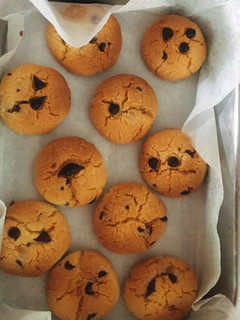 A picture of Bánh cookie chocolate.