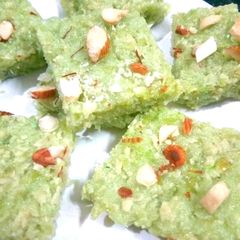 A picture of Lauki burfi.