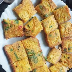 A picture of Bread Pudla.